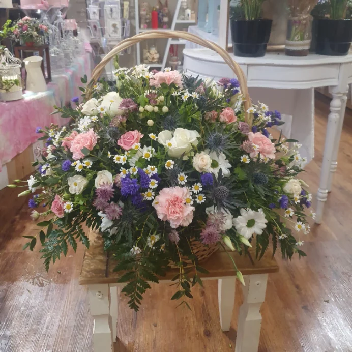 Jintana Flowers - basket arrangements