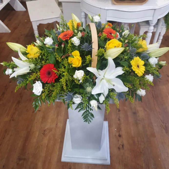 Jintana Flowers - basket arrangements