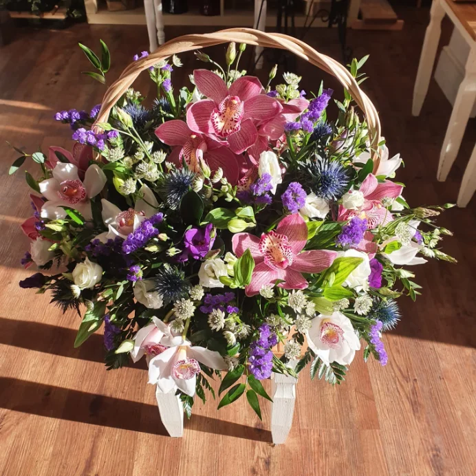Jintana Flowers - basket arrangements